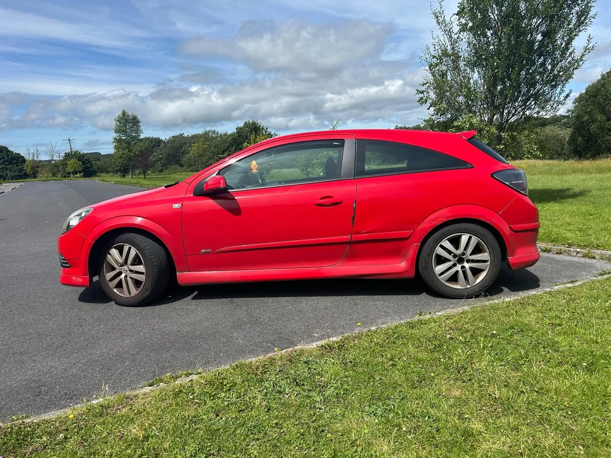 2008 Opel Astra GTC - Image 2