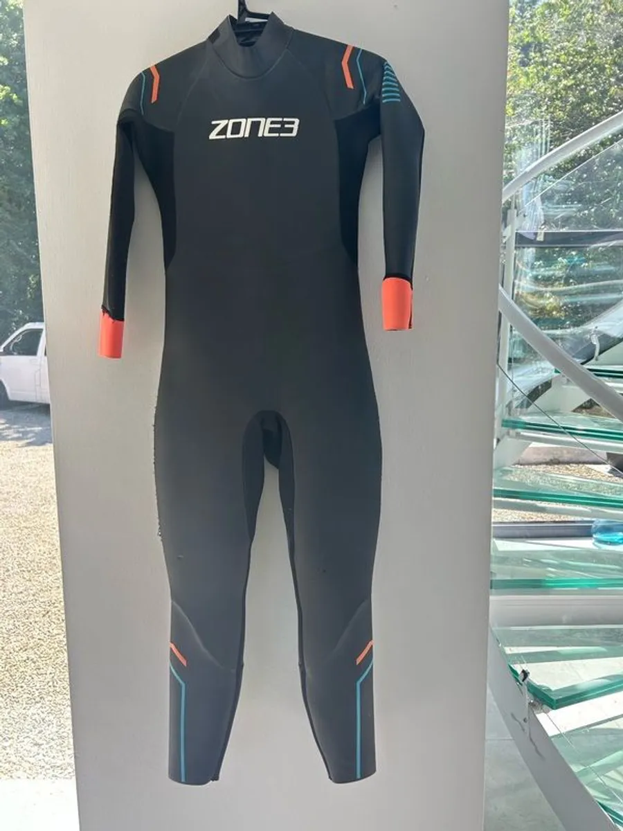 Zone 3 full kids wetsuit - Image 1