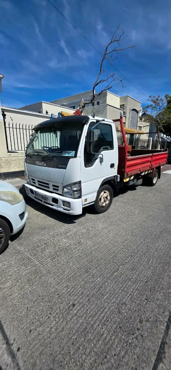 Isuzu Tipper Truck. - Image 1