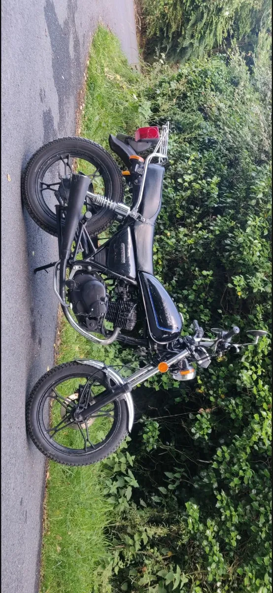 SUZUKI BLACK GN125 - Image 2