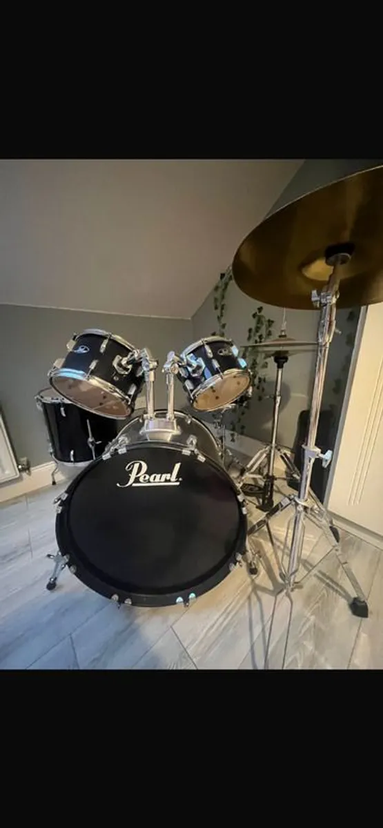 Drum Kit - Image 1