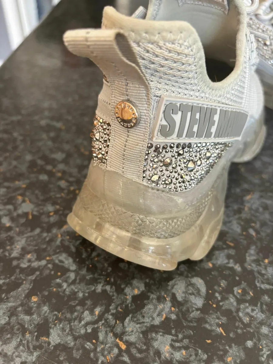 Steve Madden runners - Image 2