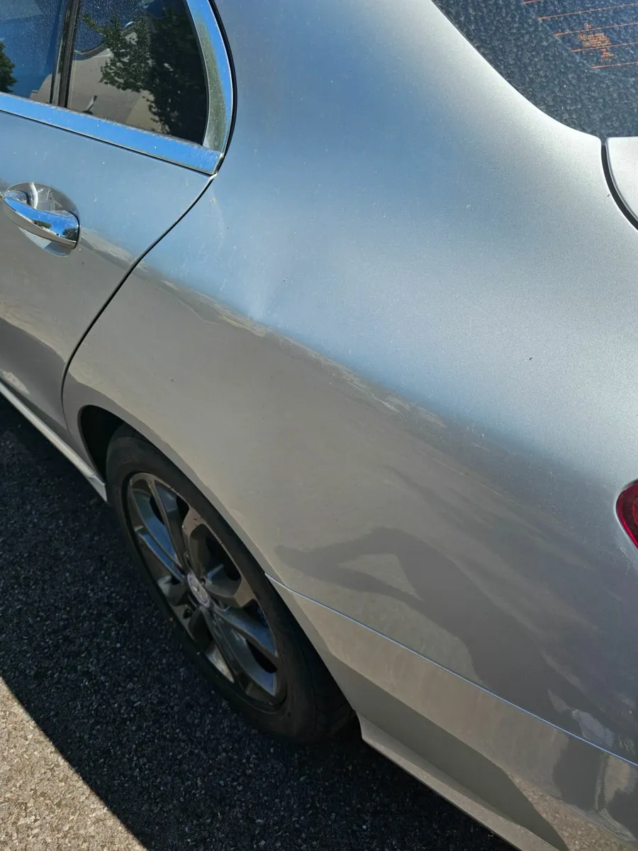 Mercedes c220d premium plus - Image 3