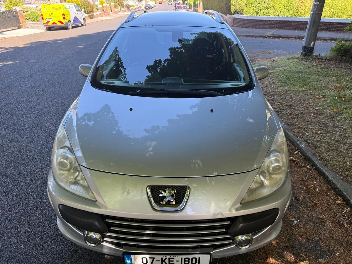 Peugeot 307 SW 7 seater - Image 2