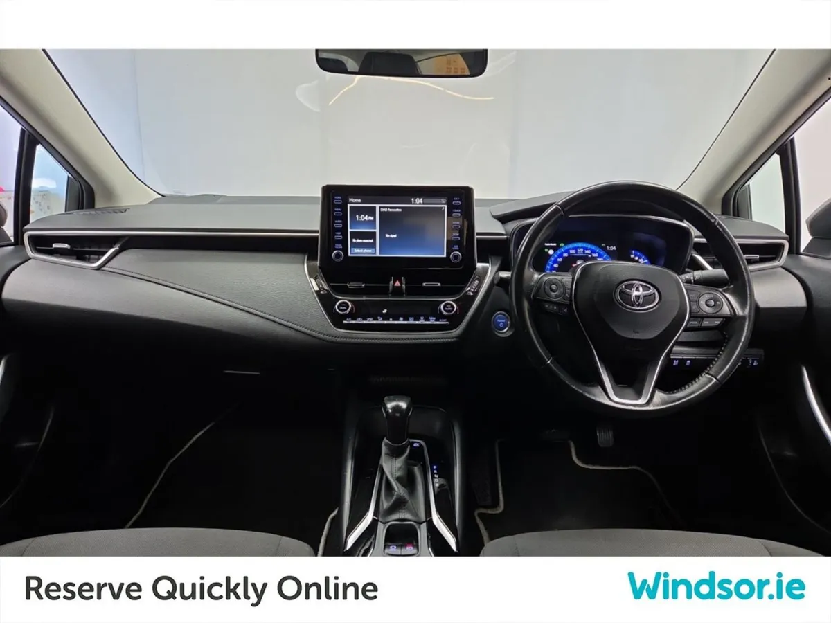 Toyota Corolla 1.8 Hybrid Luna Saloon - Image 4