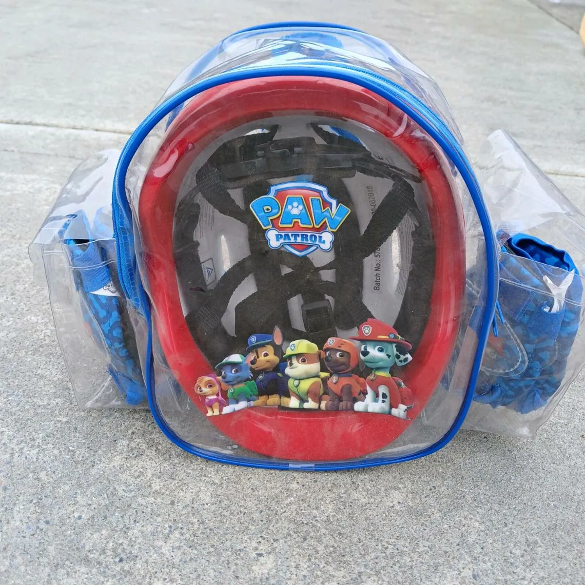 Kids helmet and safety set - Image 2