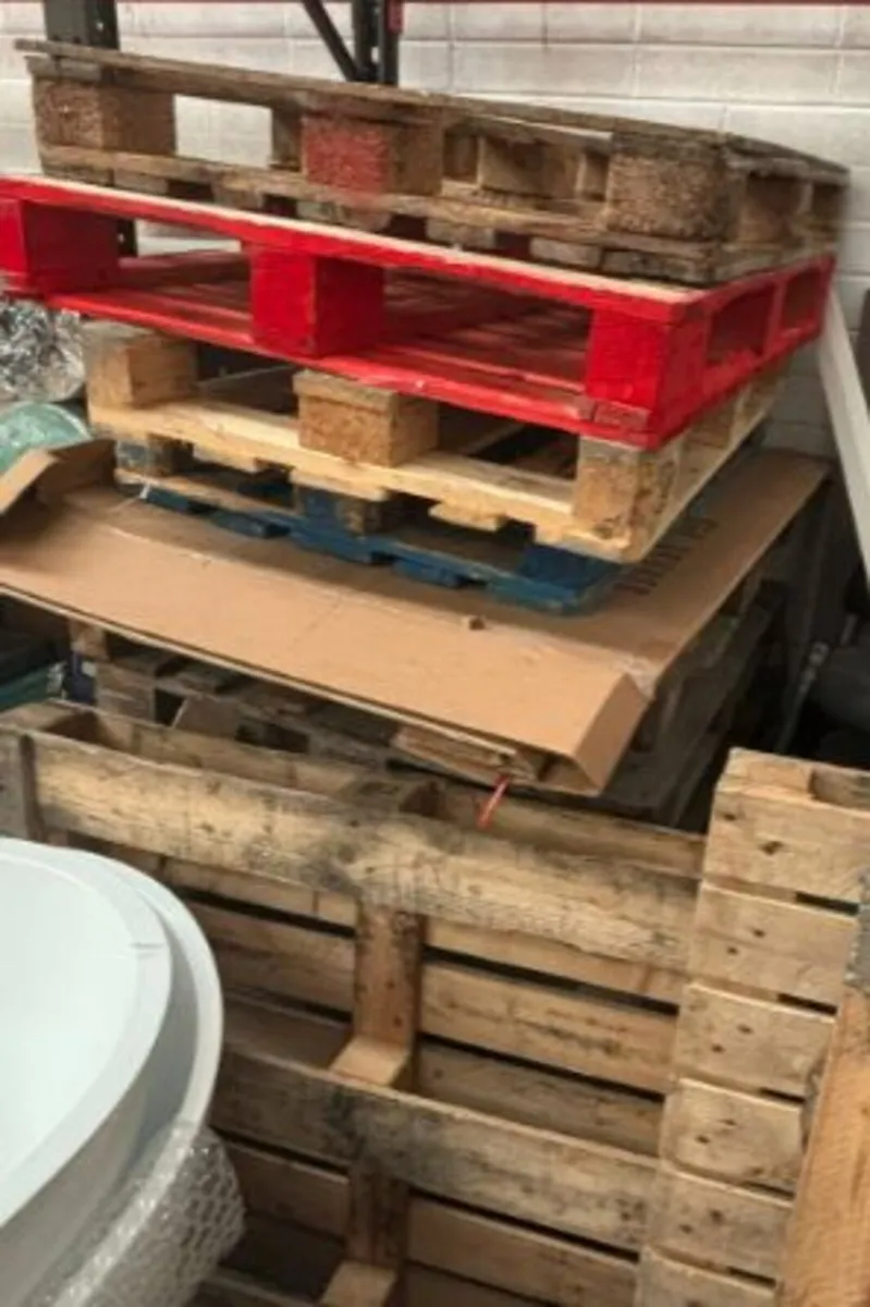 FREE - WOODEN PALLETS FREE TO TAKE AWAY