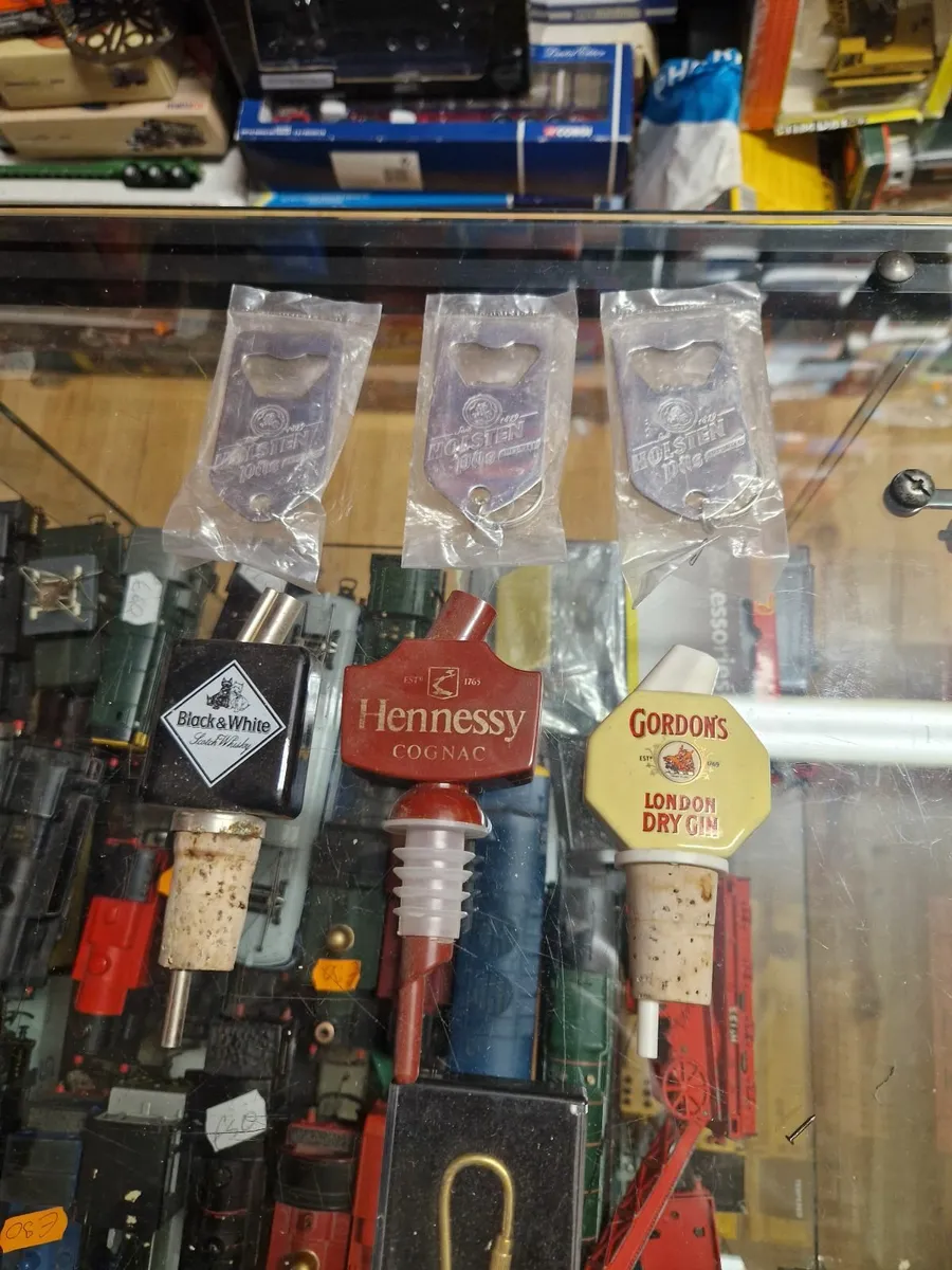 Guinness Pub Memorabilia Etc - Image 2
