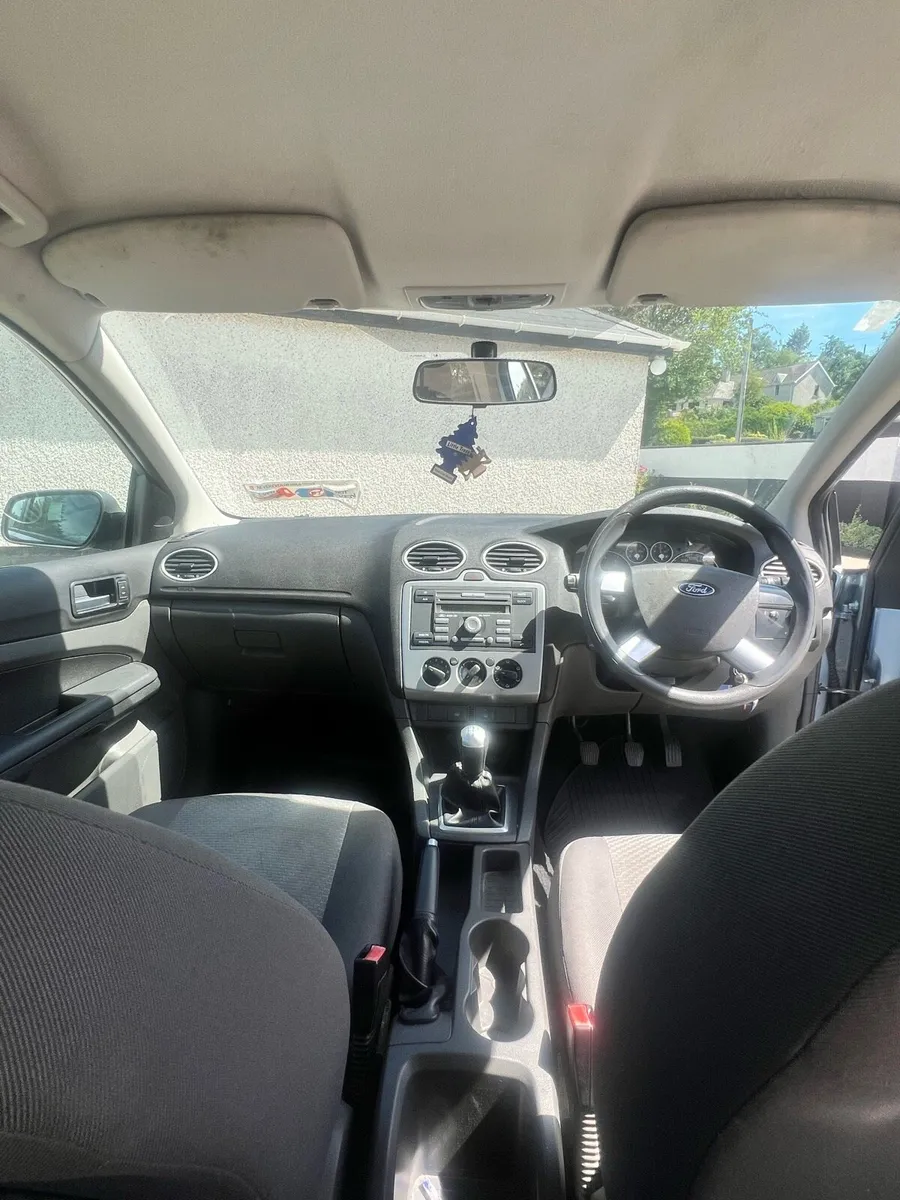 Car - Image 4