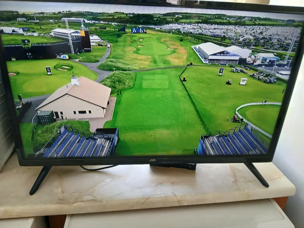 Jvc 32 inch Smart hdmi tv.As New. - Image 1