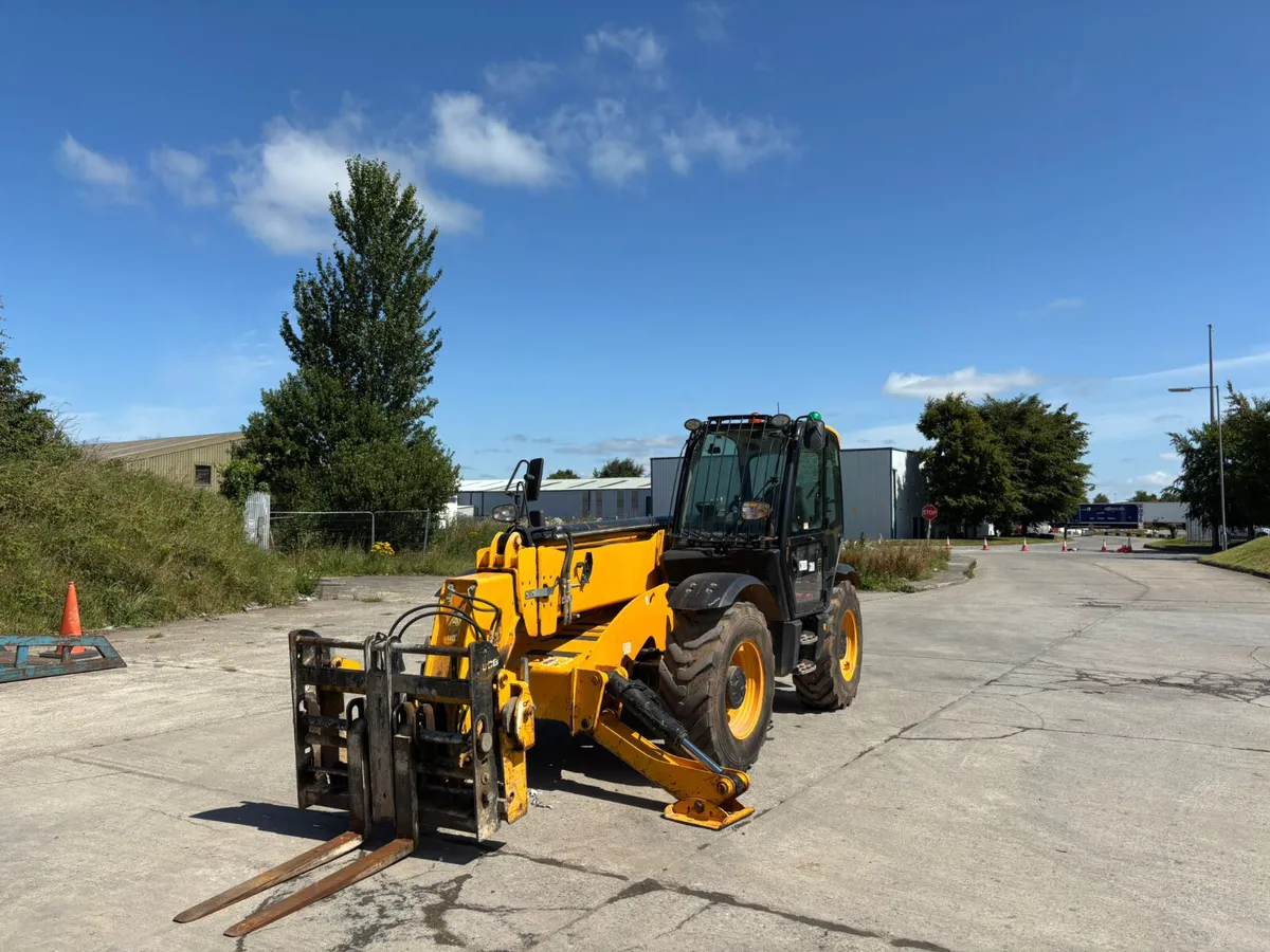2020 JCB 540 140 Hi Viz Telehandler - Image 2