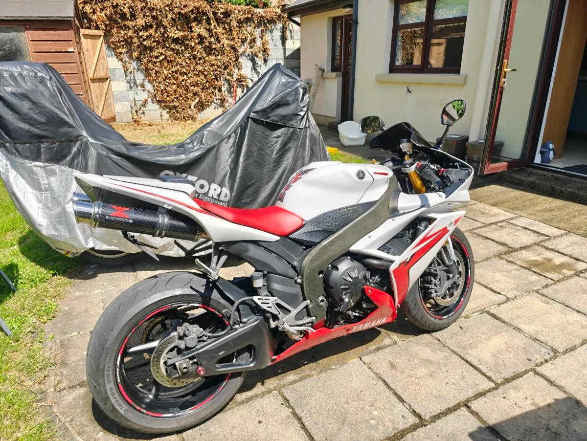 Yamaha R1 2007 - Image 2