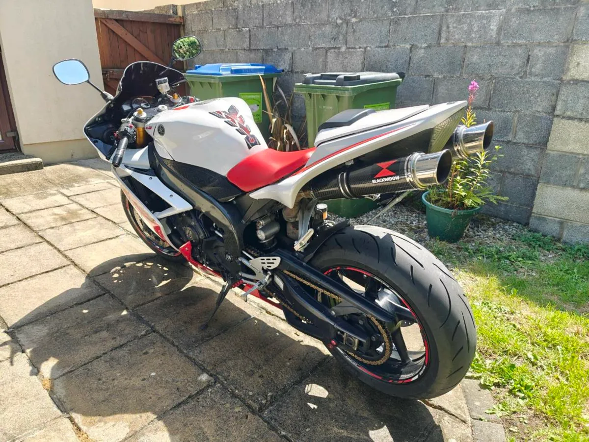 Yamaha R1 2007 - Image 3