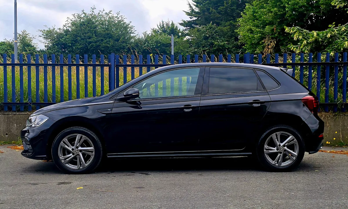 Volkswagen Polo R Line Automatic 2022 - Image 3