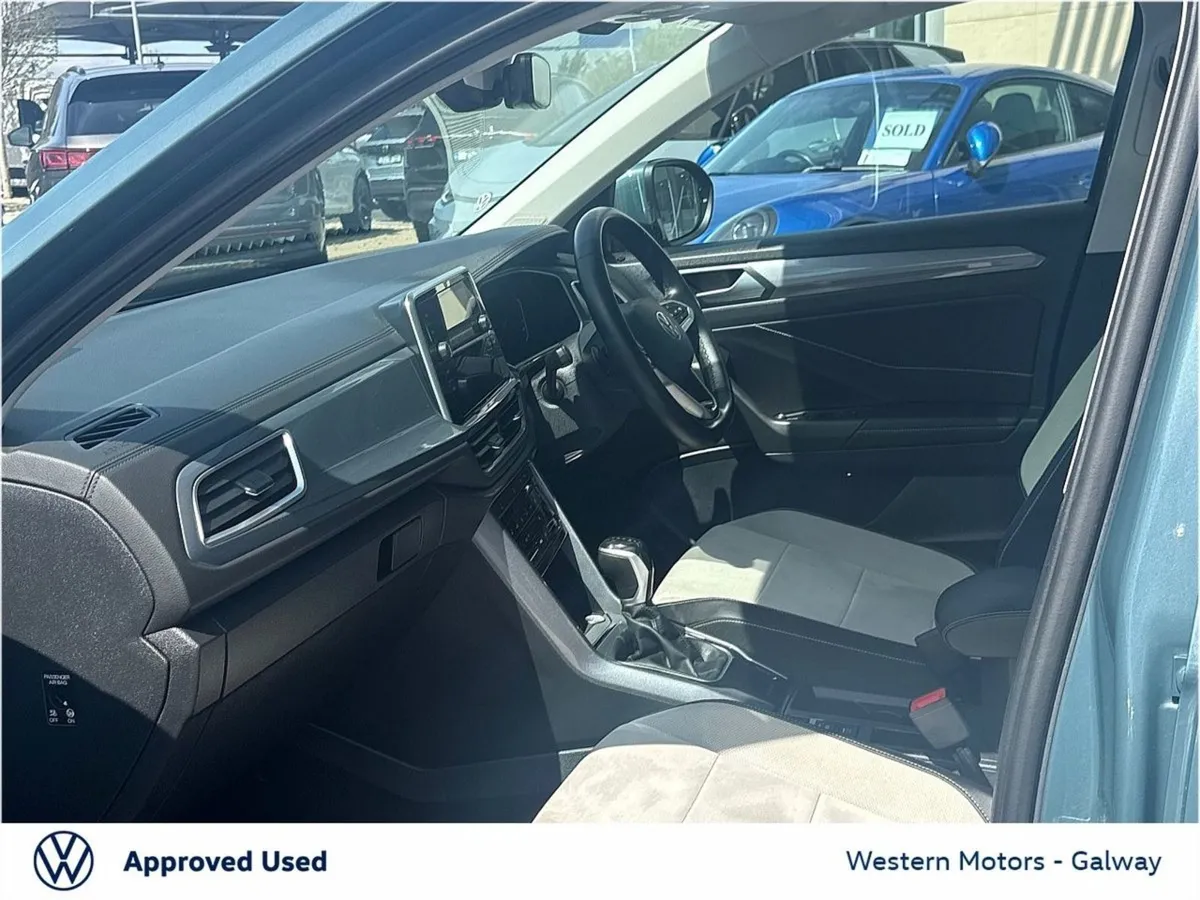 Volkswagen T-Roc 1.5 Tsi  style  Plus Spec 150 Bh - Image 4