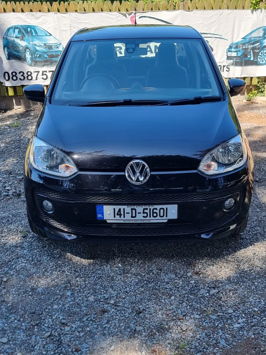 2014 Volkswagen up 1.0 L Automatic - Image 1