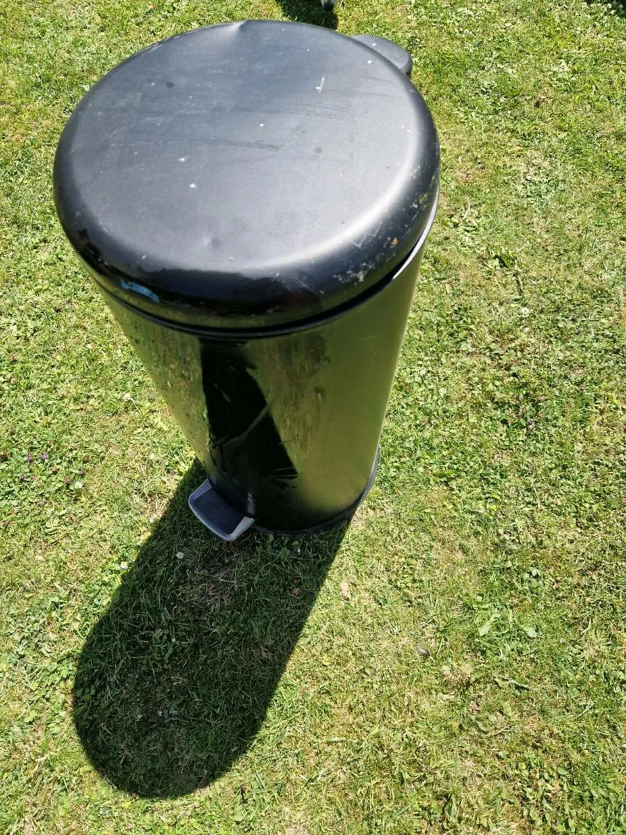50lt pedal bin - Image 1