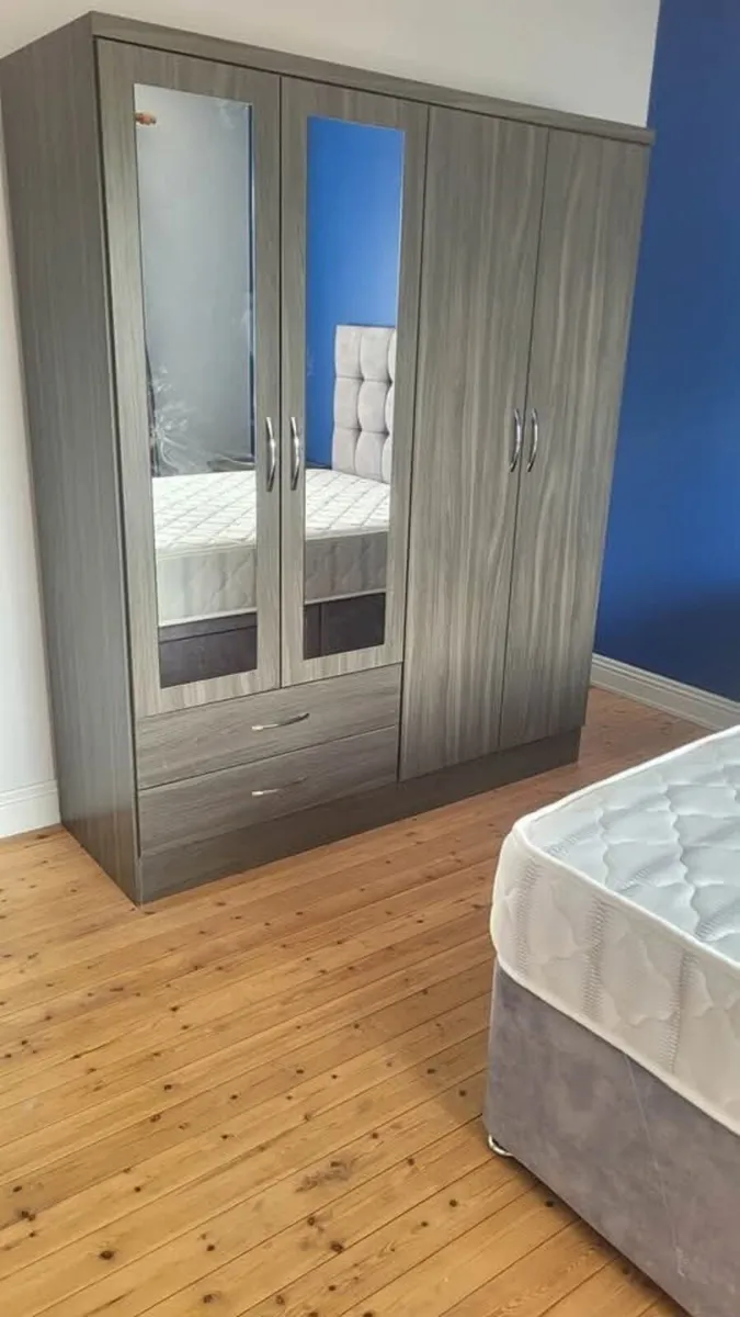 WARDROBES CALL DARREN 087 2927892 - Image 3