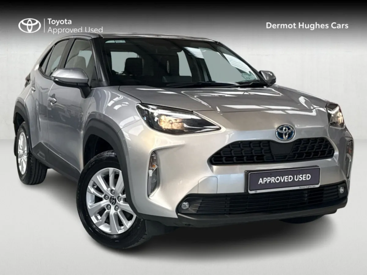 Toyota Yaris Cross CR CROSS LUNA 4DR AUTO - Image 1