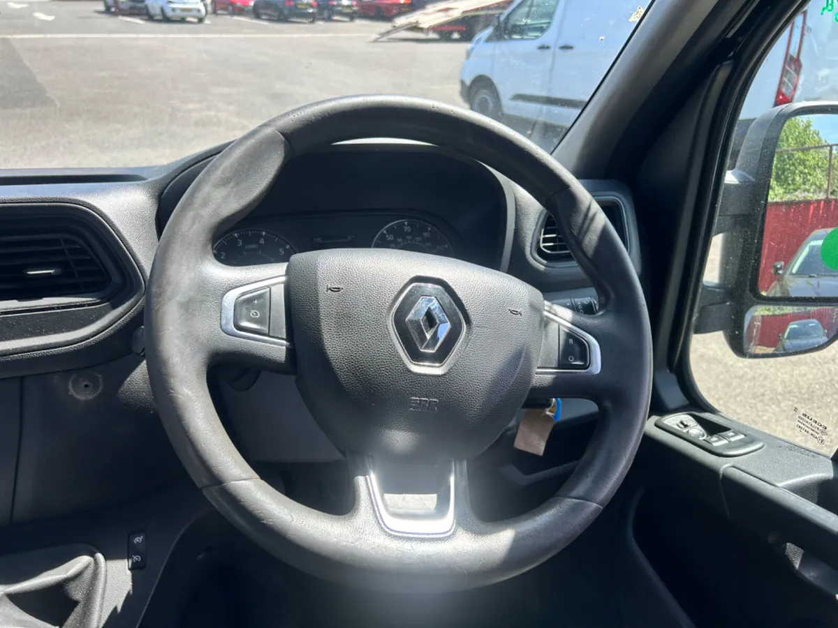 Renault Master 2020 - Image 4