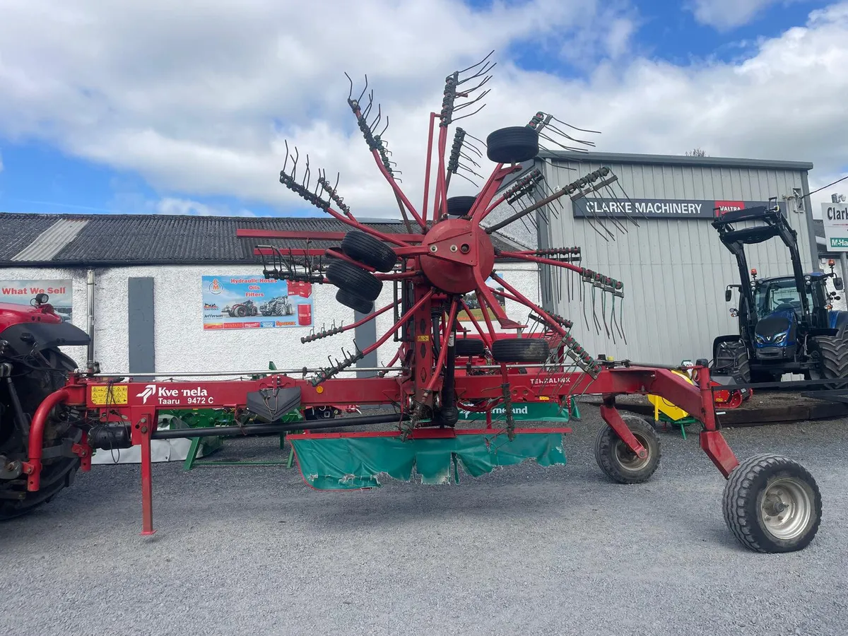 Kverneland 9472 C Twin Rotor Rake - Image 2