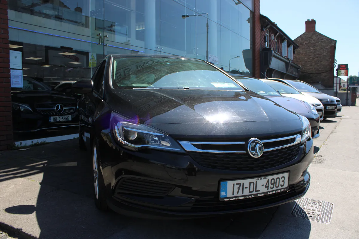 OPEL Astra 1.6 CDTI DESIGN 2017 - Image 1