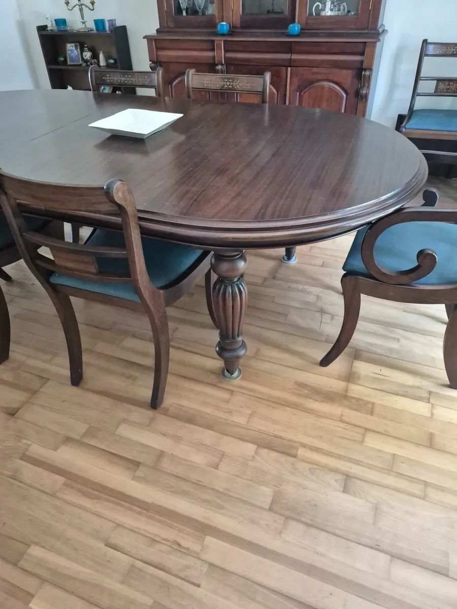 Dining table and chairs - Image 4