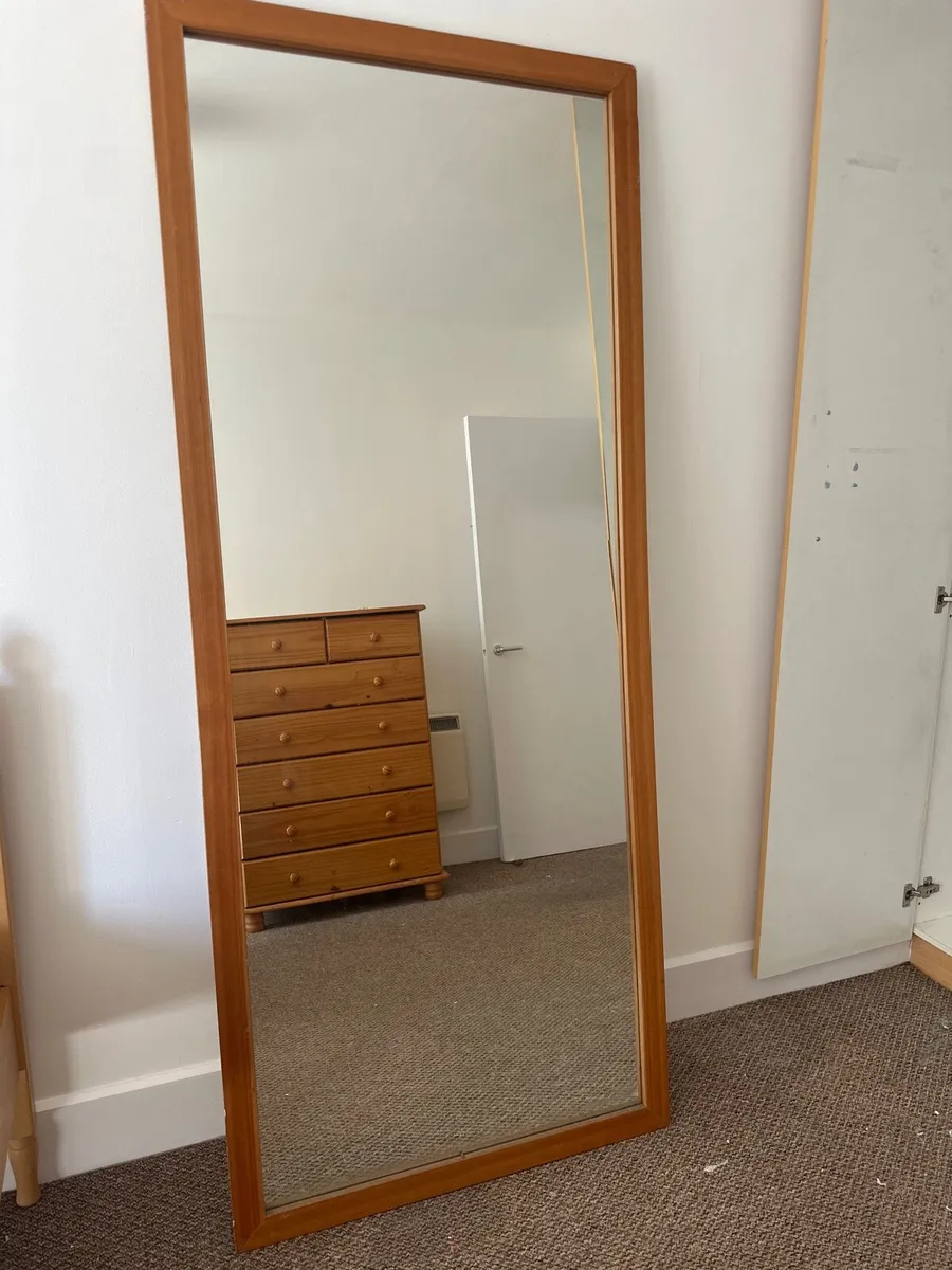 Mirrors - Image 3