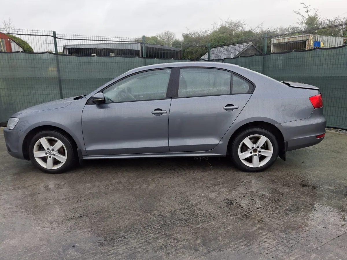 *2012 VW Jetta TDI - DRIVE HOME - Image 4