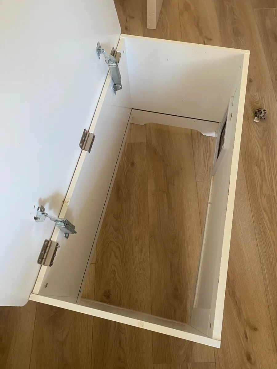 Litter box chest - Image 3
