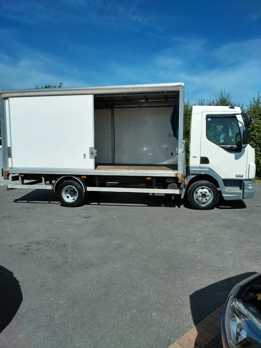 DAF BOX TRUCK LF 45 2014 - Image 1