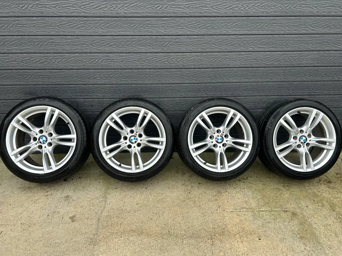 18” GENUINE BMW 5 SERIES ALLOY WHEELS & TYRES - Image 2