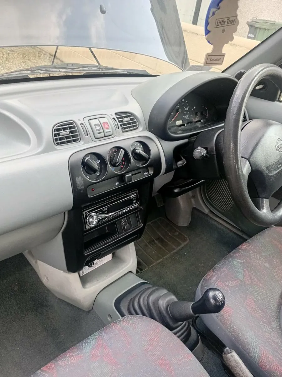 oo Nissan mirca - Image 2