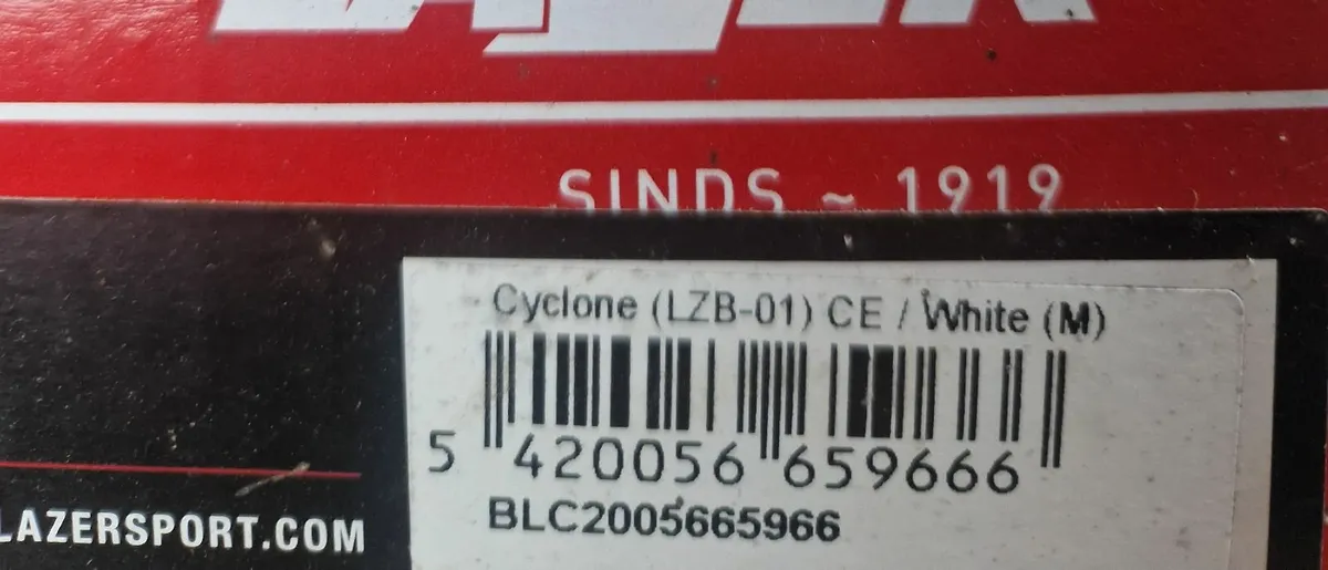 Cycle helmet - Image 2