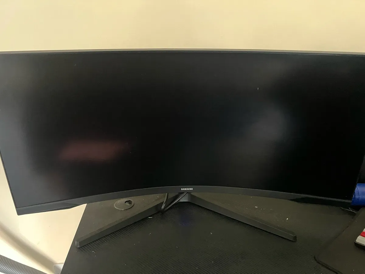 Samsung odyssey G5 34" Curved monitor - Image 2