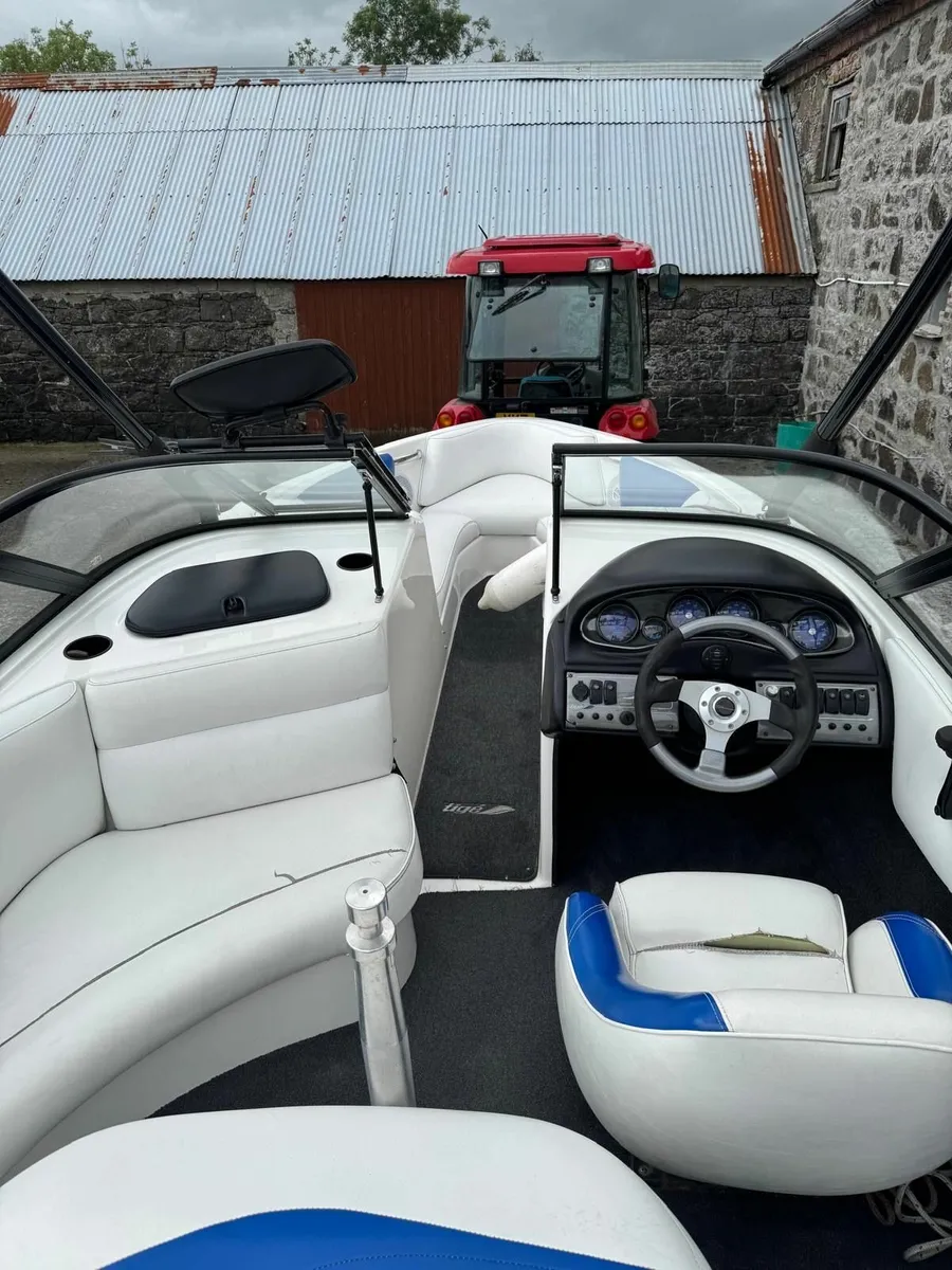 Tige 20i boat - Image 2
