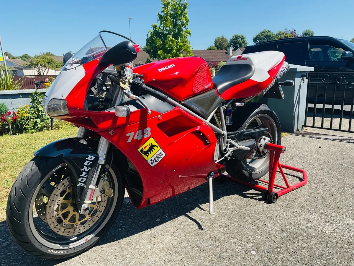 Ducati 748 - Image 3