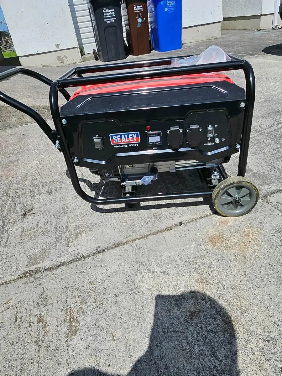 Petrol generator - Image 3