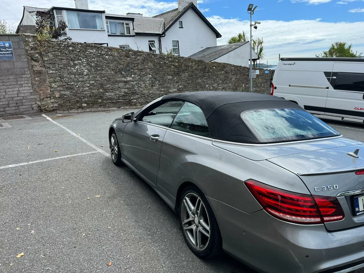 E350 Convertible - Image 2