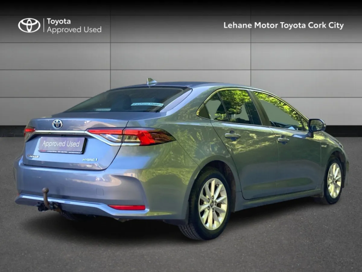 Toyota Corolla COROLLA HYBRID LUNA SAL - Image 2
