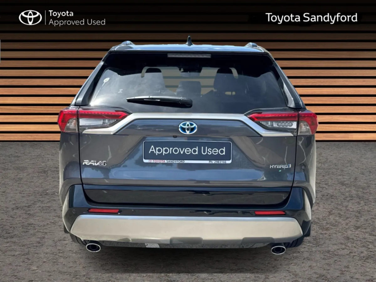 Toyota RAV4 HYBRID SPORT // HEATED LEATHER SEATS / - Image 4