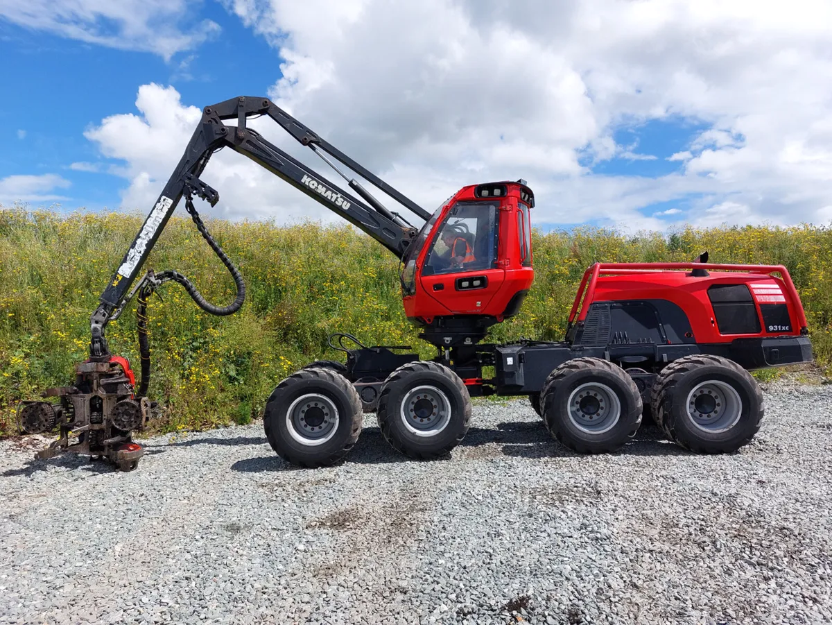 Komatsu 931XC-1 - Image 1