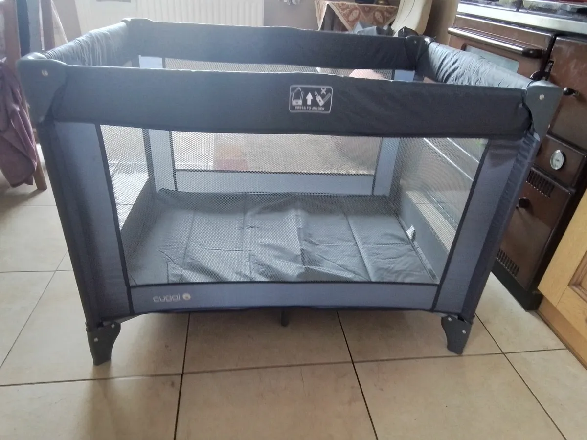 Travel cot - Image 4