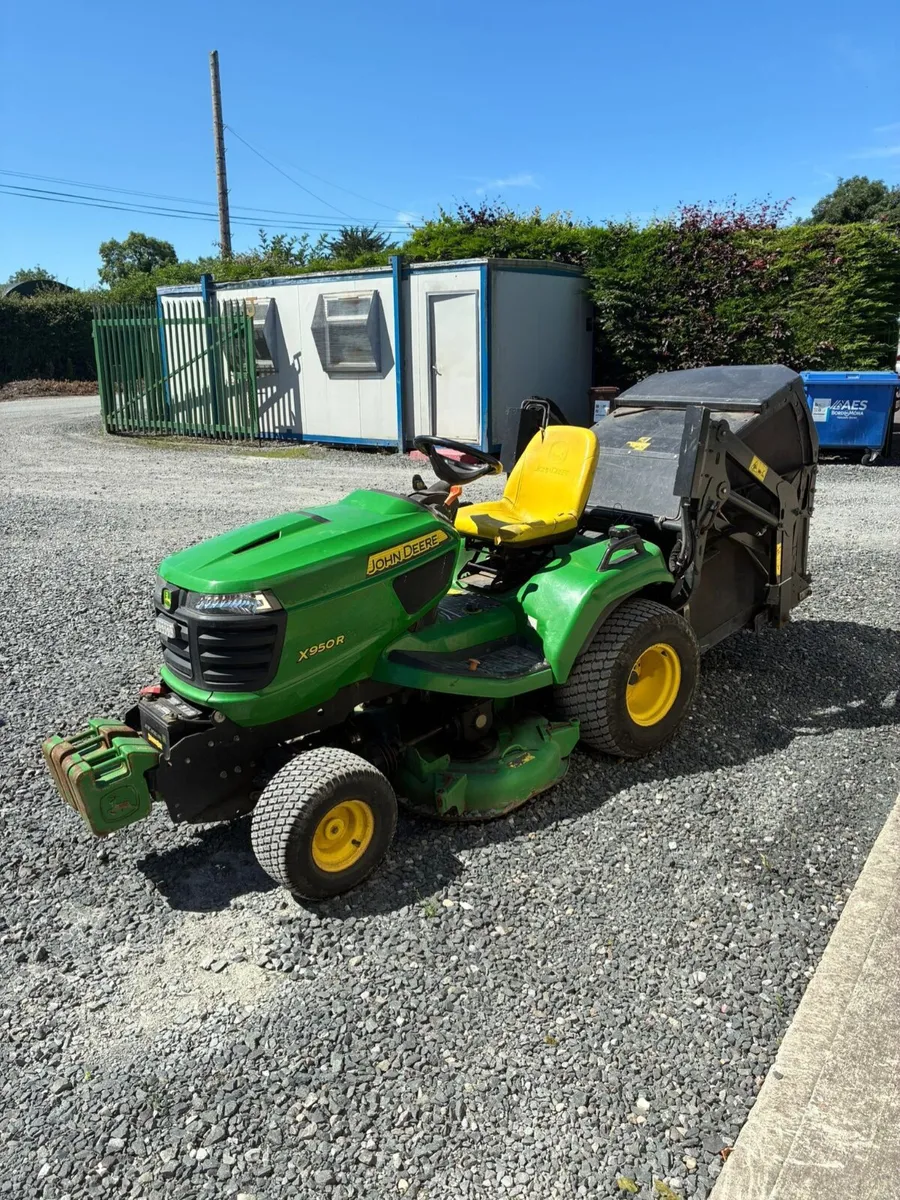 John Deere X950R Mower - Image 2