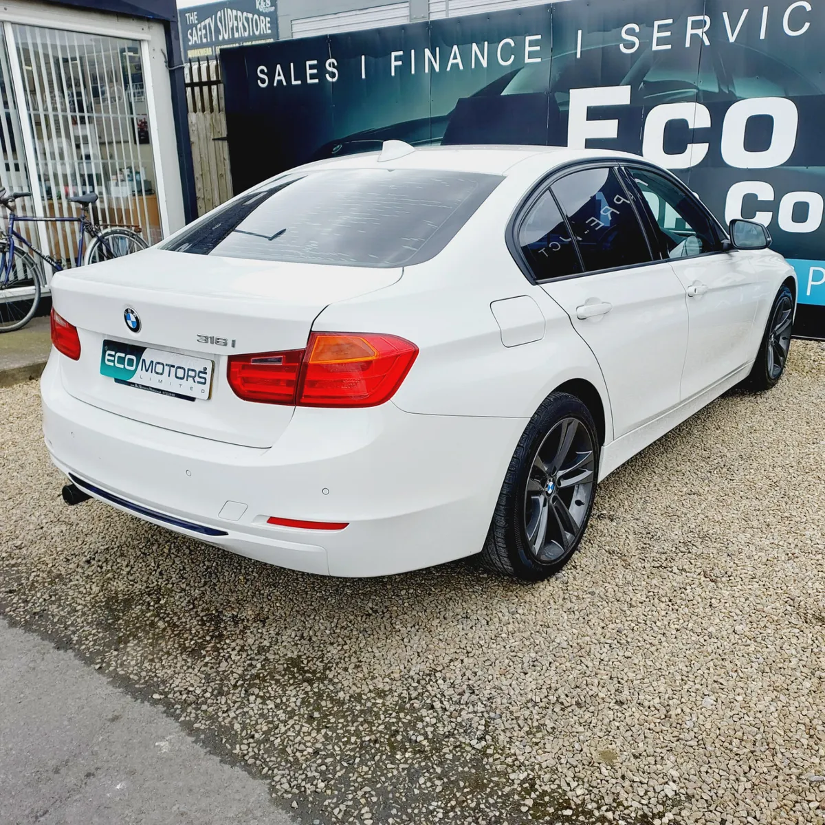 BMW 3-SERIES 2013 - 316i SPORT - Image 4