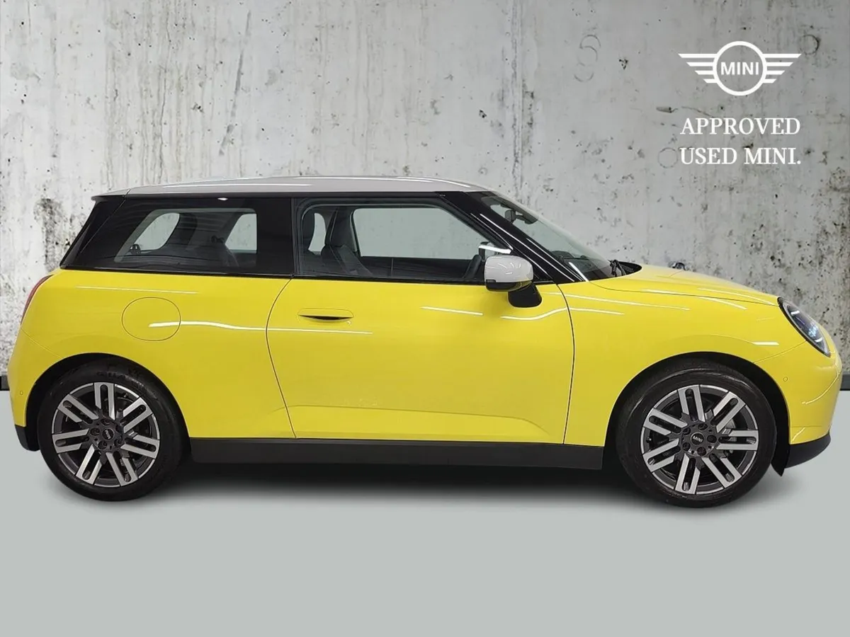 MINI Cooper Cooper E Classic - Image 4