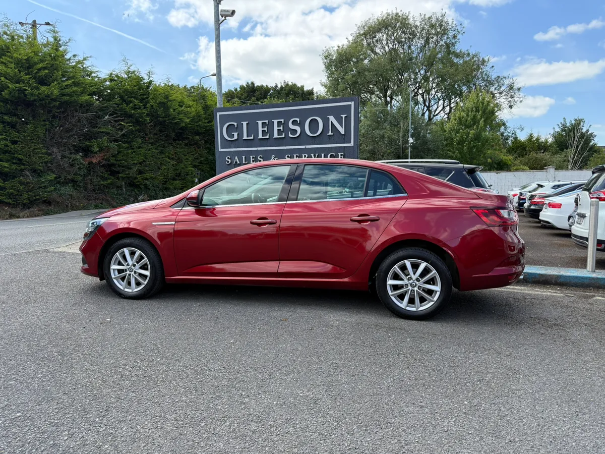 2017 Renault Megane 1.5 DCi Saloon - Low Mileage - Image 2