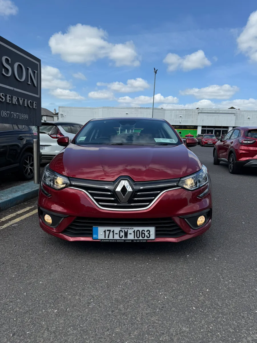 2017 Renault Megane 1.5 DCi Saloon - Low Mileage - Image 3