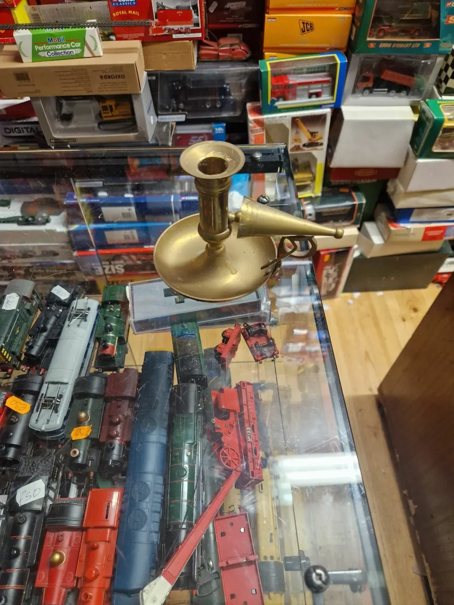 Vintage Handheld Candle Holder with Snuffer - Image 4