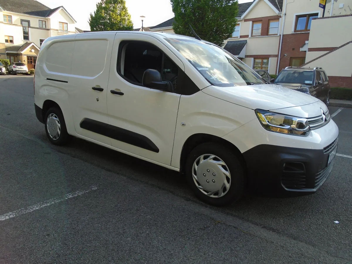 Citroen Berlingo  One Owmer,17650 Total Price. - Image 2